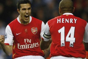 赛尔·阿尔斯塔：从攻守转换中展现南非队的独特魅力，阿尔纳塞尔